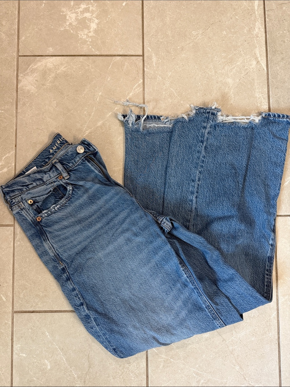 American Eagle Outfitters Blue High-Rise Wide Leg Jeans with Frayed Hem